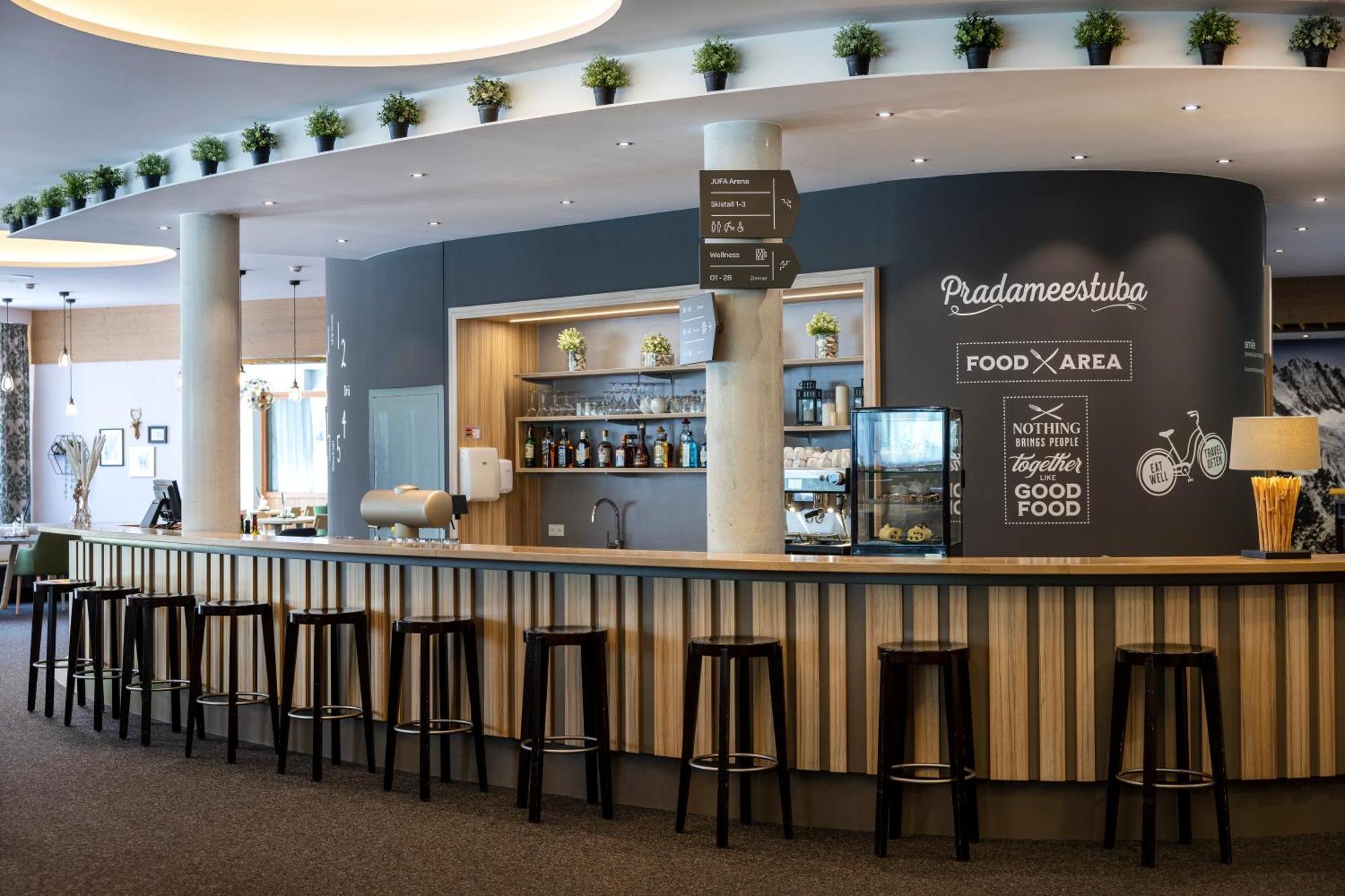 JUFA Hotel Malbun Exteriör bild